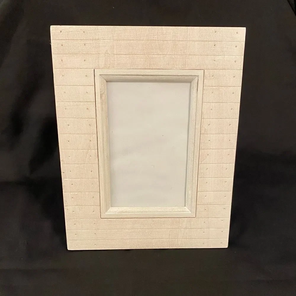 N/A picture frame